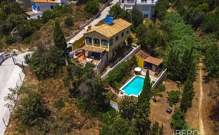 Prodej domu 269 m² s pozemkem 645 m²