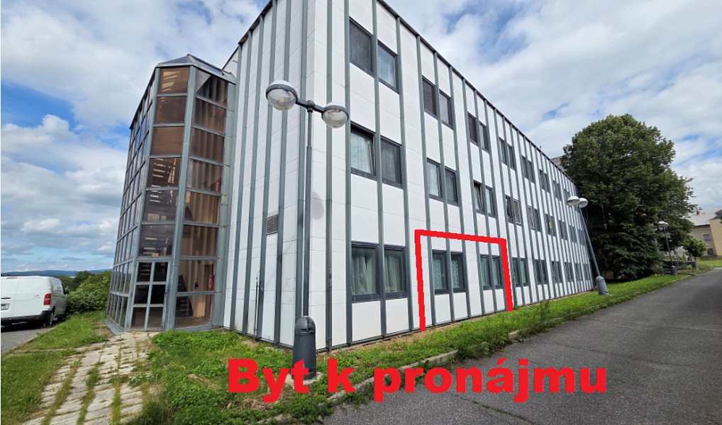 Pronájem bytu 1+1 40 m², Opočno – náhled fotky 2