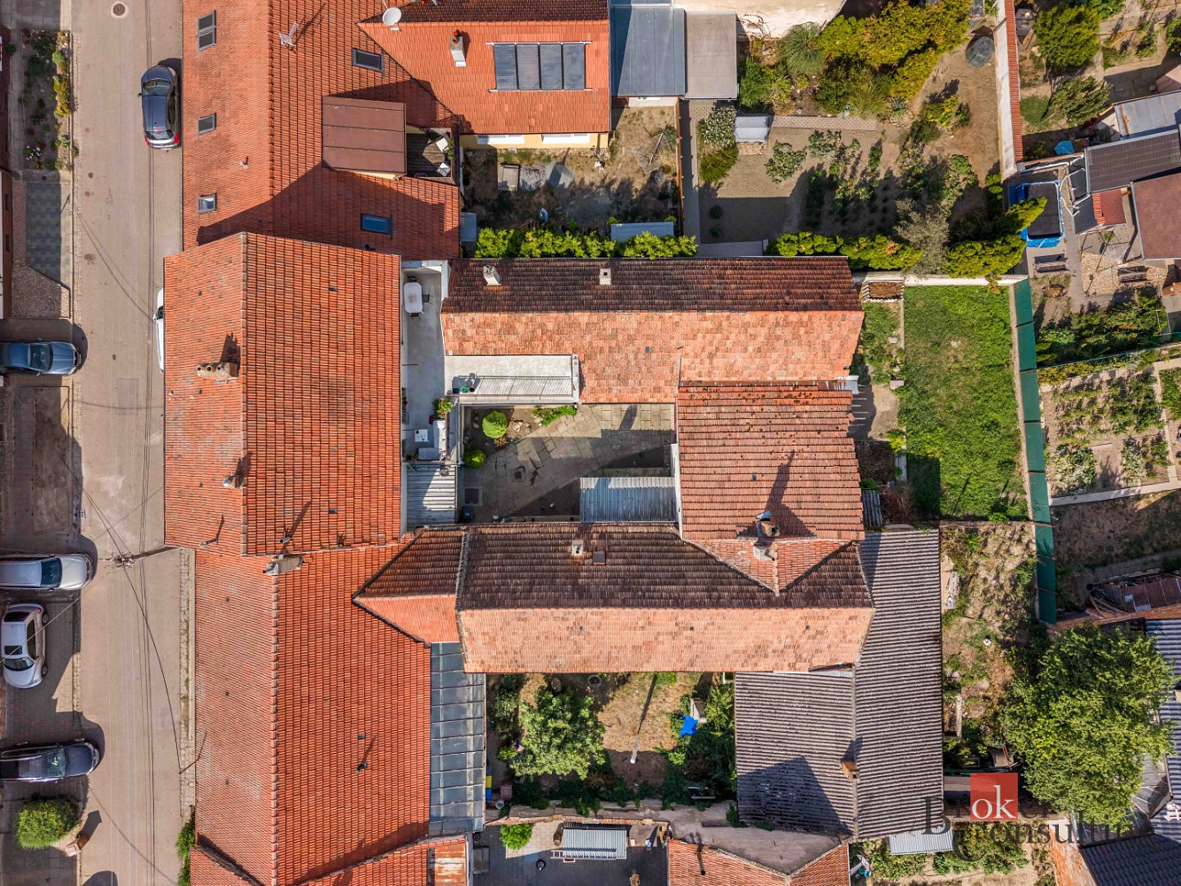 Prodej domu 220 m² s pozemkem 493 m² – fotografie 2