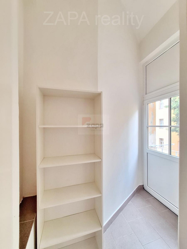 Pronájem bytu 1+1 49 m² – fotografie 5