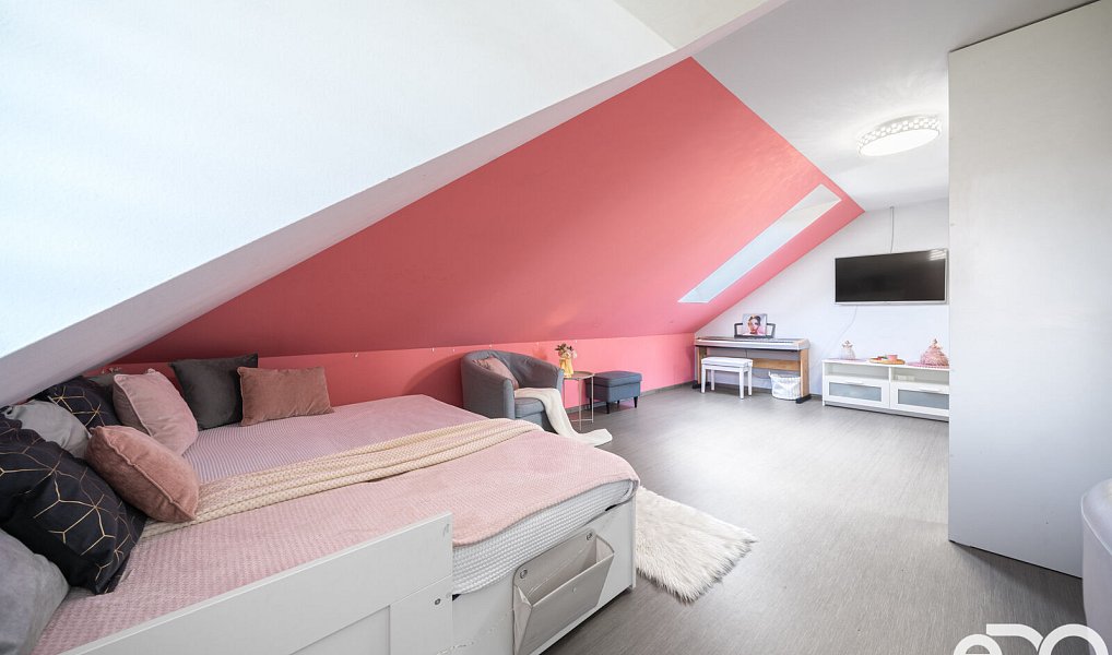 Prodej domu 340 m² s pozemkem 970 m², Kosořice – náhled fotky 19