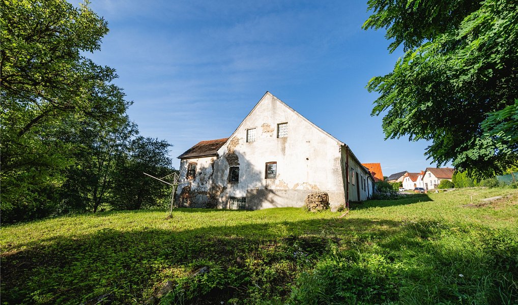 Prodej chalupy 259 m², Horní Stropnice – náhled fotky 17