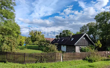 Prodej domu 185 m² s pozemkem 3 412 m², Chotěšice - Nouzov, okres Nymburk