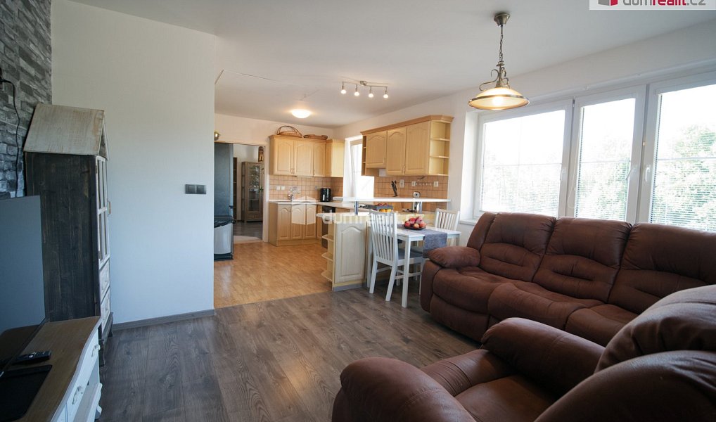 Prodej domu 140 m² s pozemkem 637 m², Žákava – náhled fotky 15