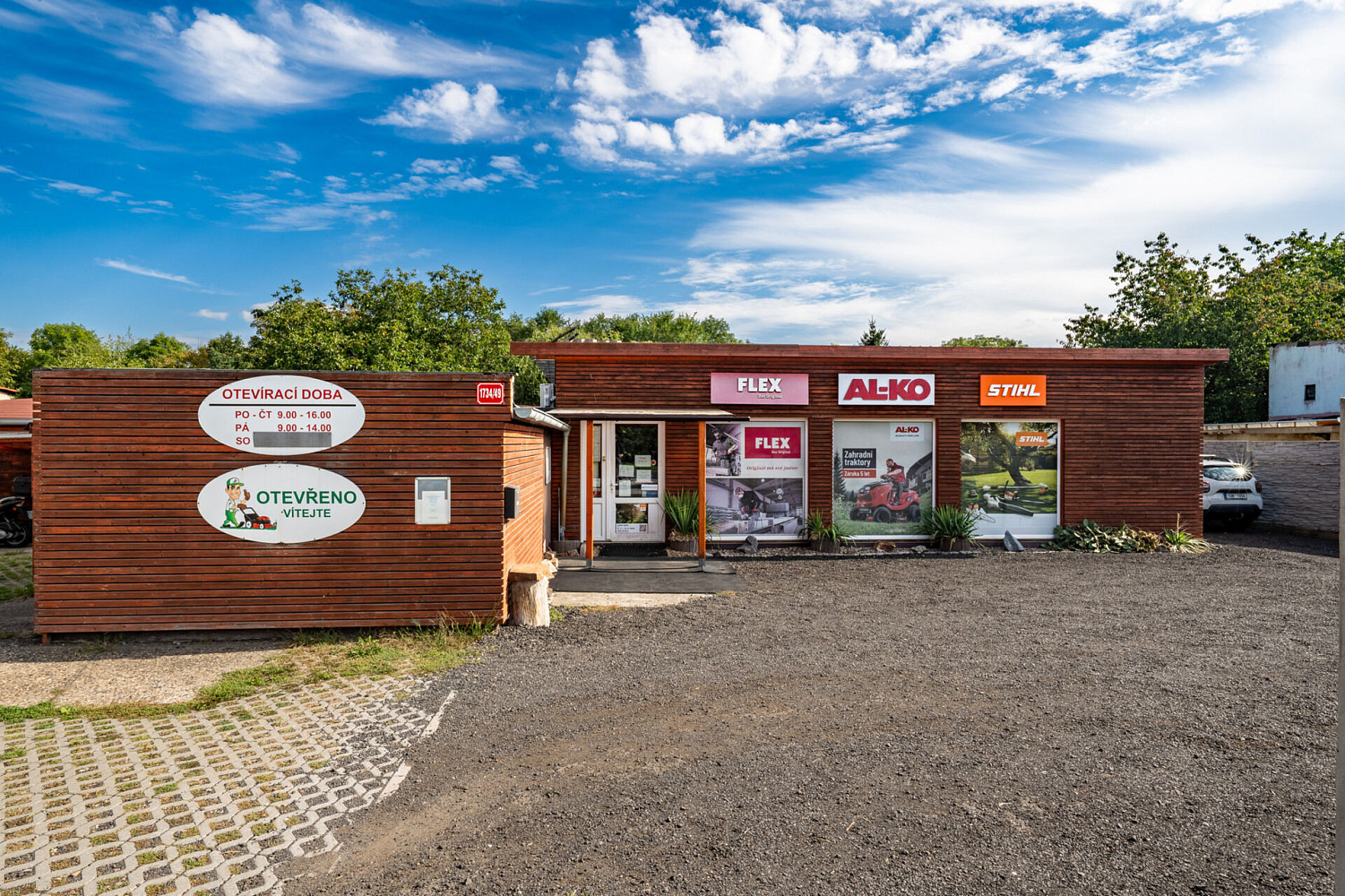 Prodej komerčního objektu (jiného typu) 245 m²