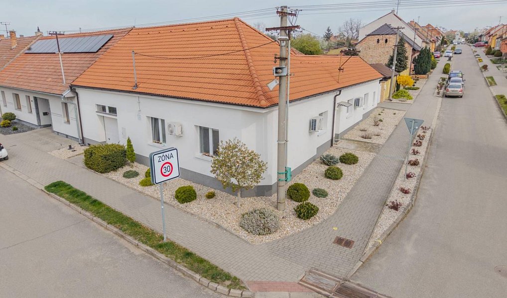 Prodej domu 228 m² s pozemkem 633 m², Mutěnice – náhled fotky 26