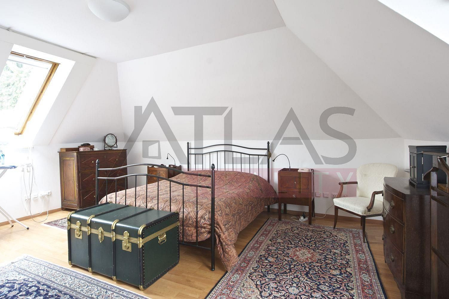 Pronájem kanceláře 365 m² – fotografie 2