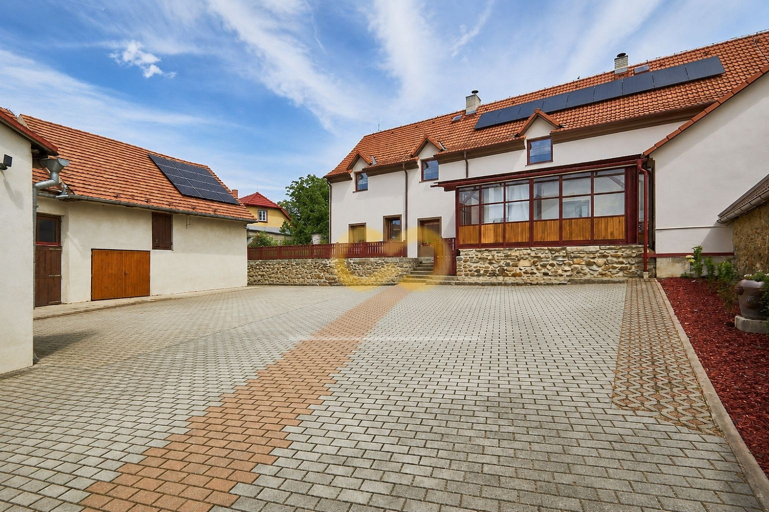 Prodej domu 930 m² s pozemkem 924 m²