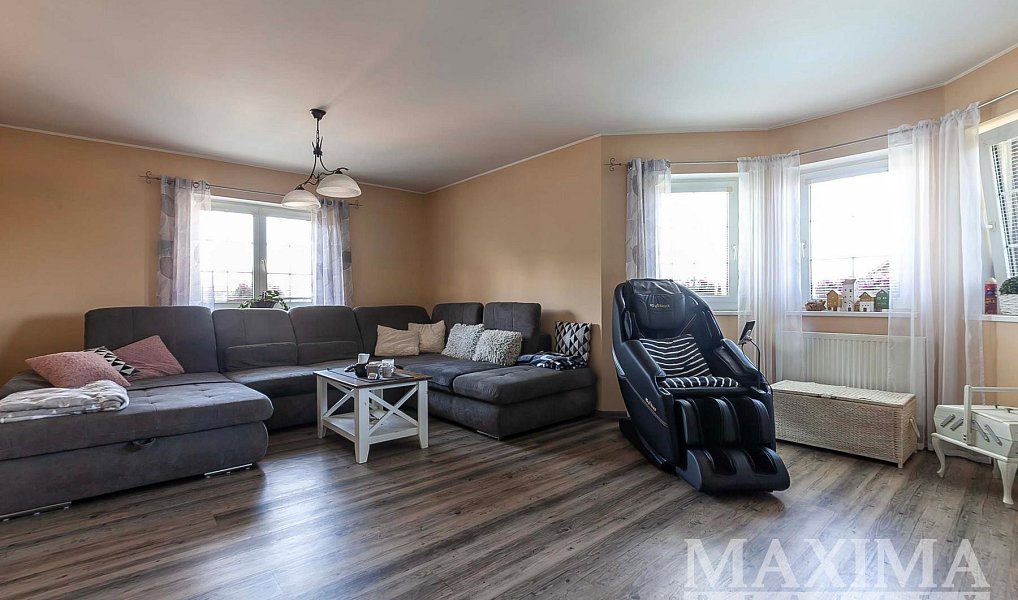 Prodej domu 245 m² s pozemkem 773 m², Ejpovice – náhled fotky 13