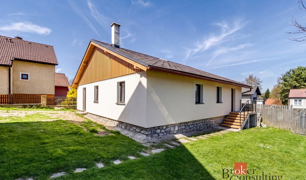 Prodej domu 136 m² s pozemkem 274 m², Černá v Pošumaví – náhled fotky 2