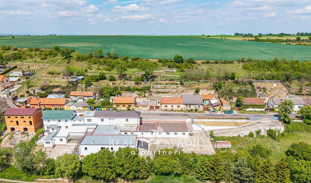 Prodej domu 940 m² s pozemkem 5 787 m², Koleč – náhled fotky 40