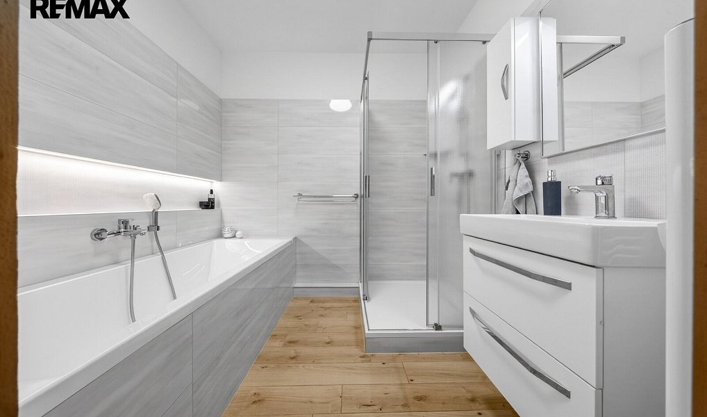 Prodej bytu 6+kk 153 m², Rožnov pod Radhoštěm – náhled fotky 23