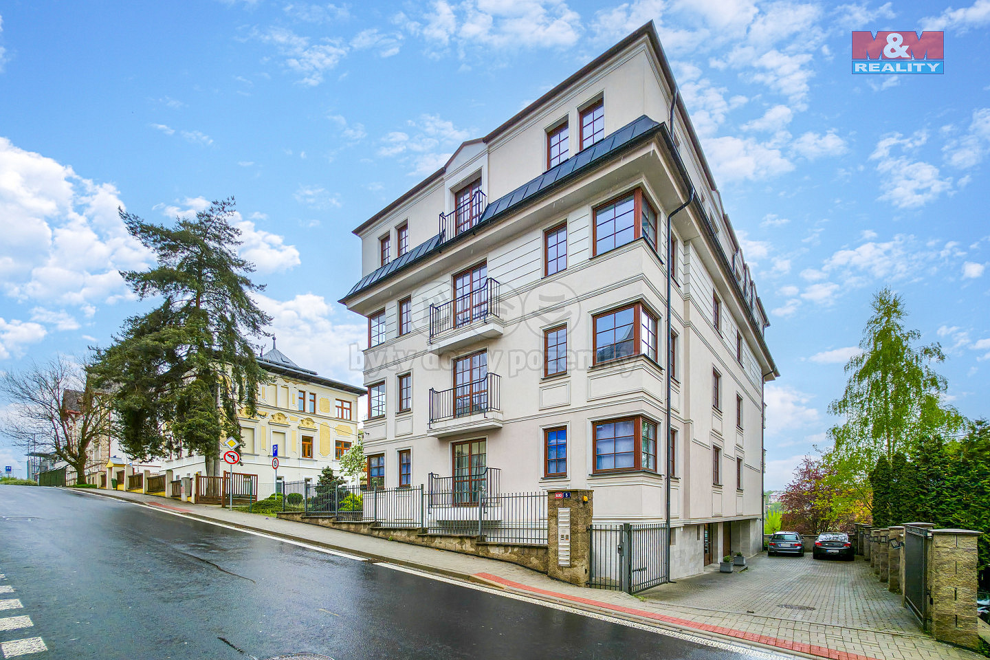 Prodej domu 895 m² s pozemkem 1 336 m² – fotografie 3