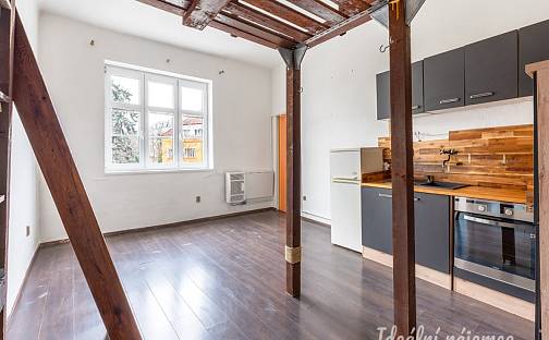 Pronájem bytu 1+kk 25 m², Michelská, Praha 4 - Michle