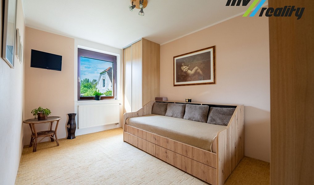 Prodej domu 271 m² s pozemkem 571 m², Lysá nad Labem – náhled fotky 12