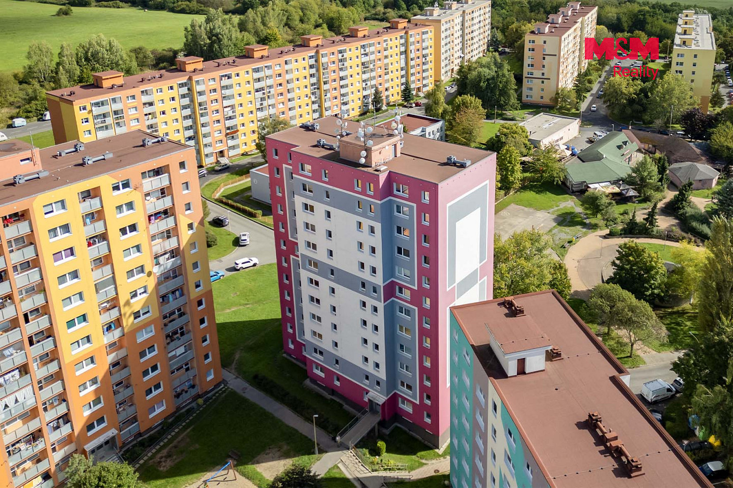 Pronájem bytu 4+1 98 m² – fotografie 3