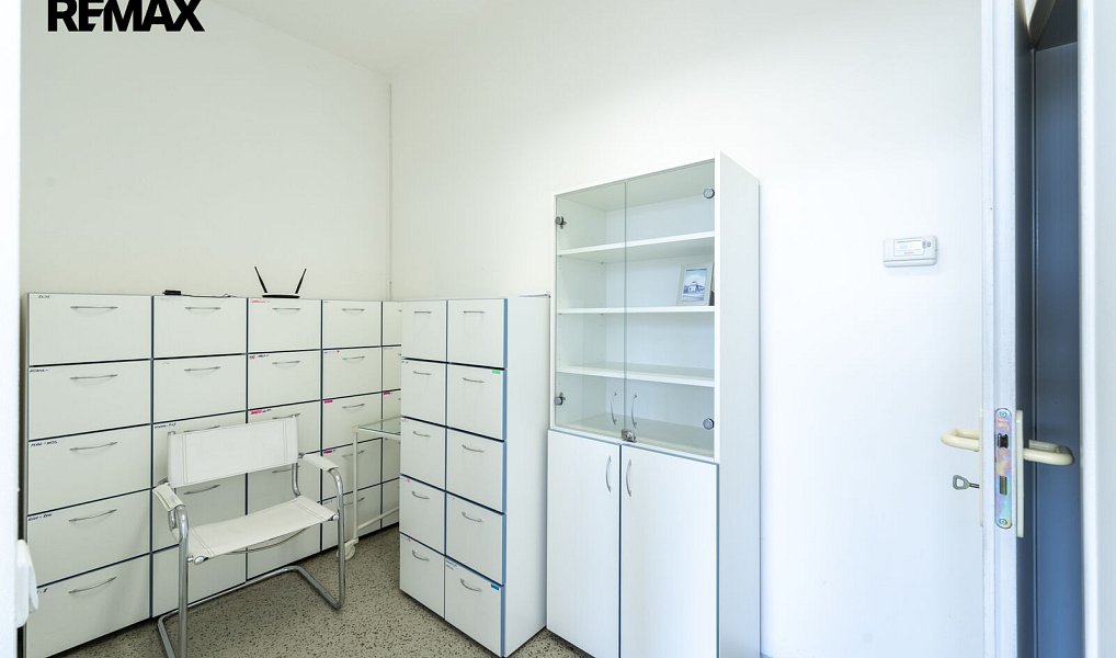Prodej kanceláře 81 m², Vsetín – náhled fotky 6