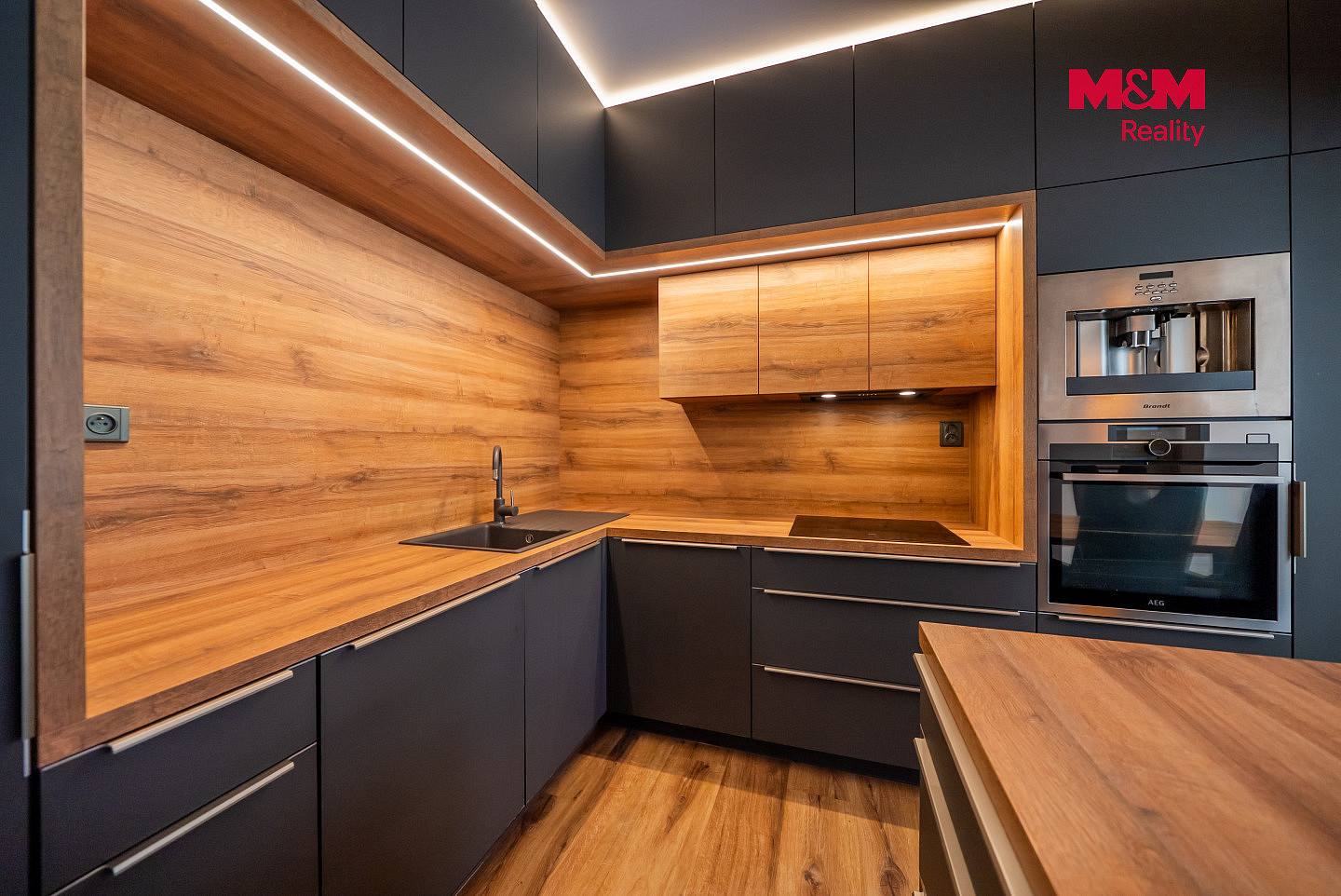 Prodej domu 170 m² s pozemkem 1 928 m² – fotografie 2