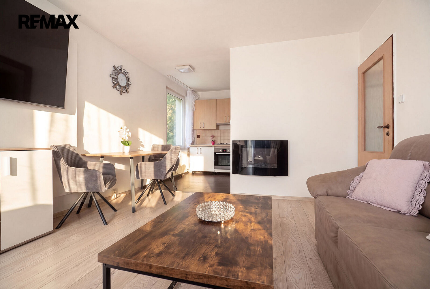 Prodej bytu 3+kk 54 m² – fotografie 2