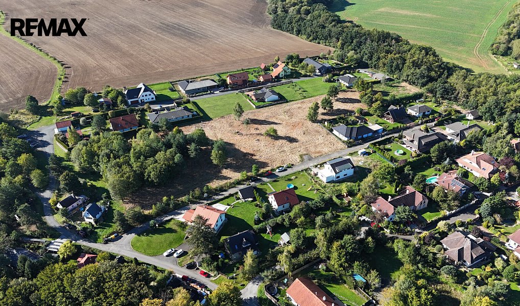 Prodej stavebního pozemku 1 000 m², Březí – náhled fotky 5