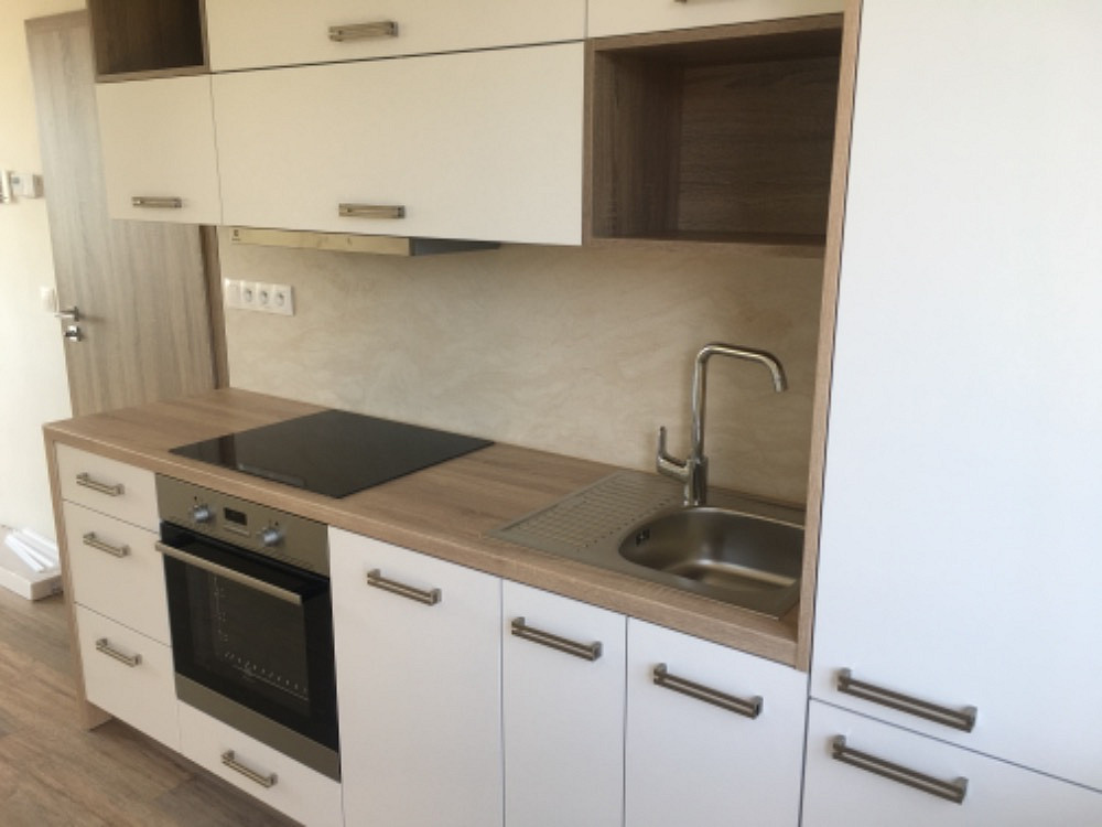 Prodej bytu 1+kk 33 m² — photo 3