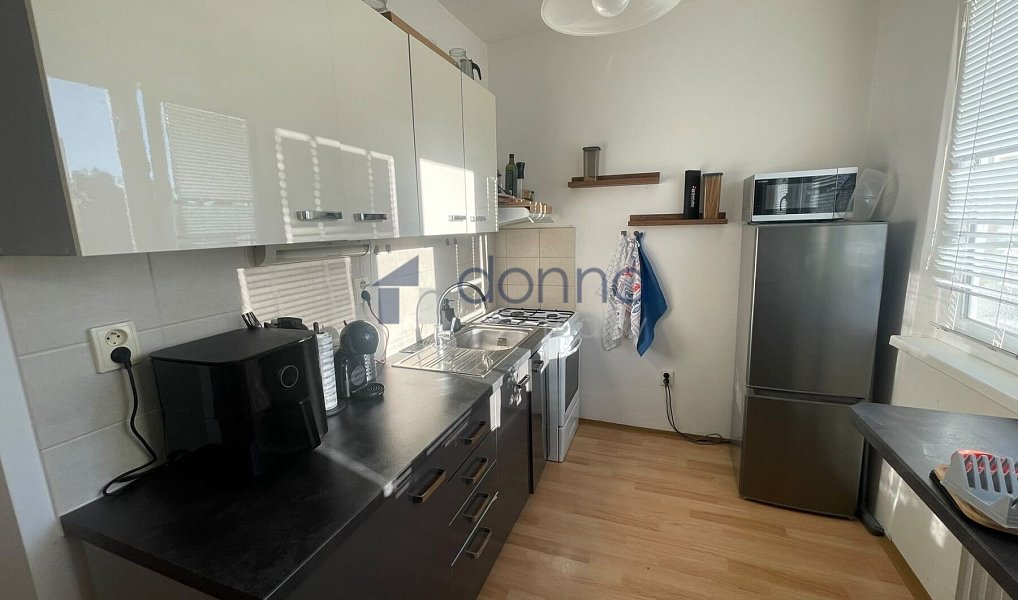 Pronájem bytu 2+1, 52 m², Břevnov - Praha 6, Praha