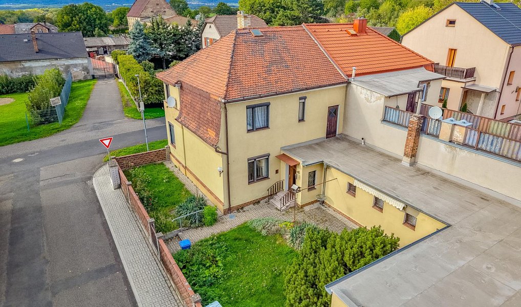 Prodej domu 161 m² s pozemkem 293 m², Zabrušany – náhled fotky 57