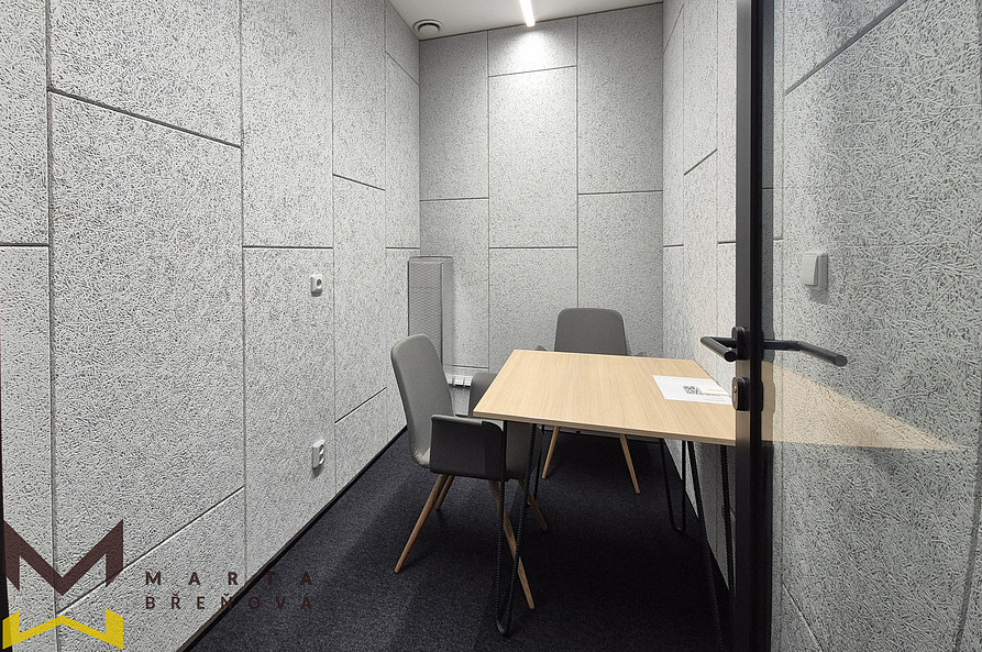 Pronájem kanceláře 277 m² – fotografie 3