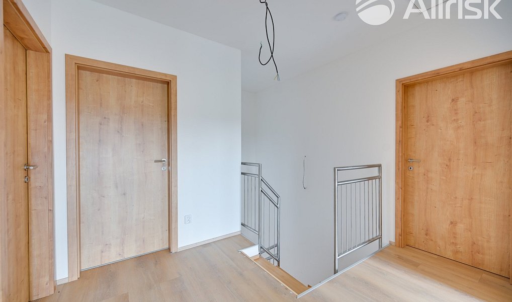 Prodej domu 220 m² s pozemkem 600 m², Březina – náhled fotky 14