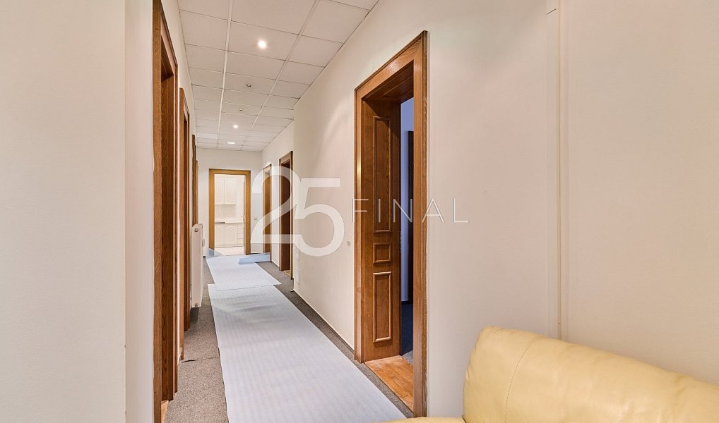 Pronájem ubytovacího objektu 180 m², Trutnov – náhled fotky 13
