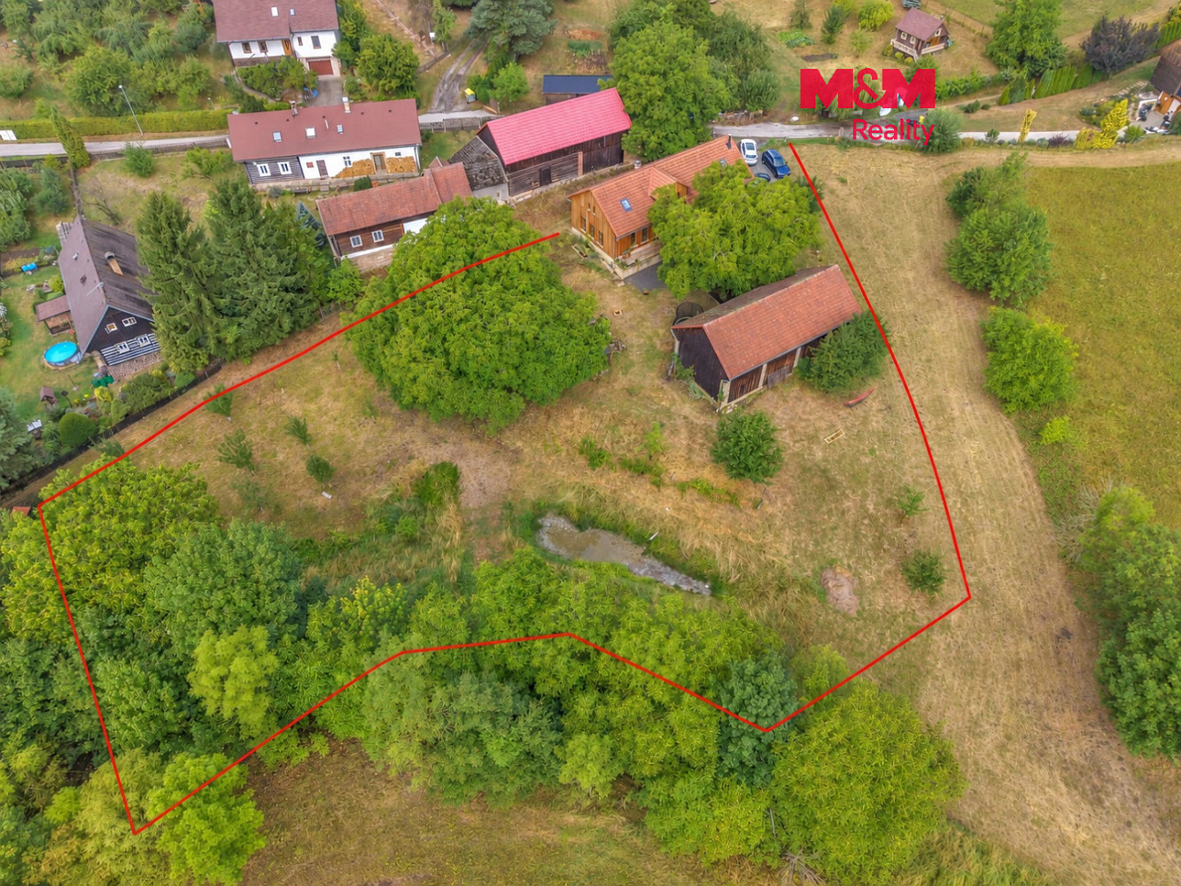 House, 180 m², land 3926 m²