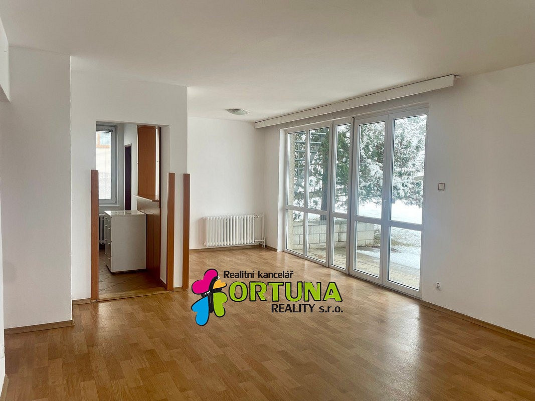 Pronájem bytu 4+kk 100 m²