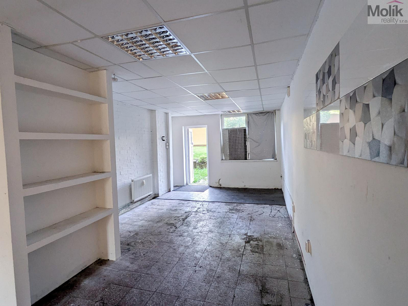 Prodej obchodních prostor 39 m² – fotografie 3