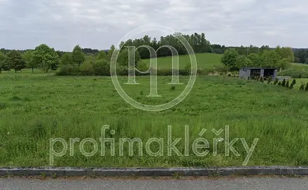 Prodej stavebního pozemku 1 067 m², Nové Sídliště, Strmilov, okres Jindřichův Hradec