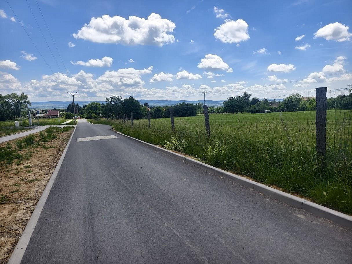 Prodej stavebního pozemku 867 m² – fotografie 3