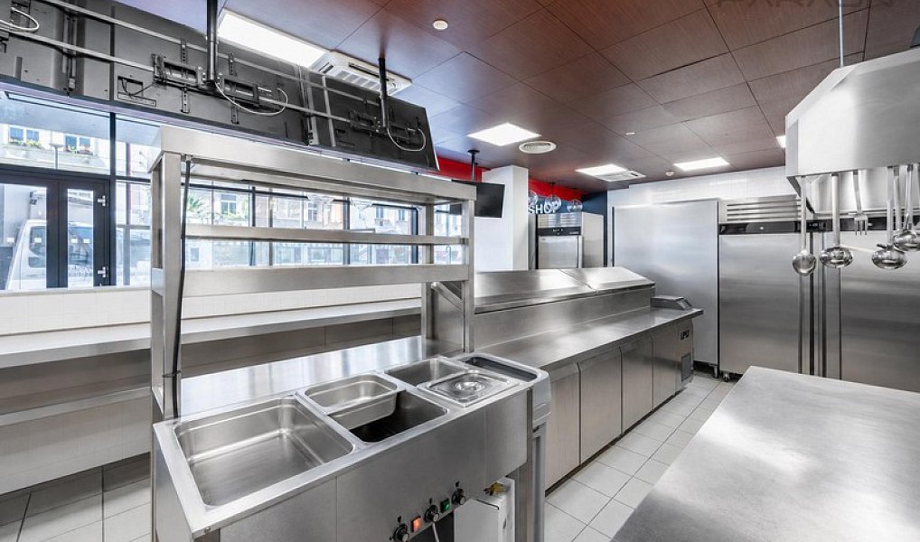 Prodej obchodních prostor 303 m², Praha – náhled fotky 15