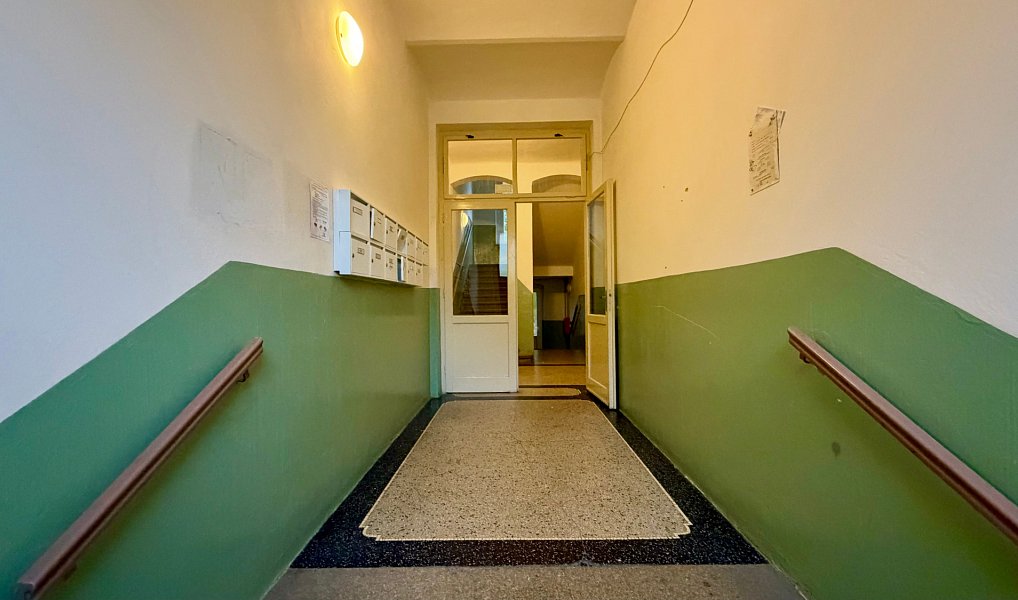Pronájem bytu 1+kk 30 m², Cheb – náhled fotky 7