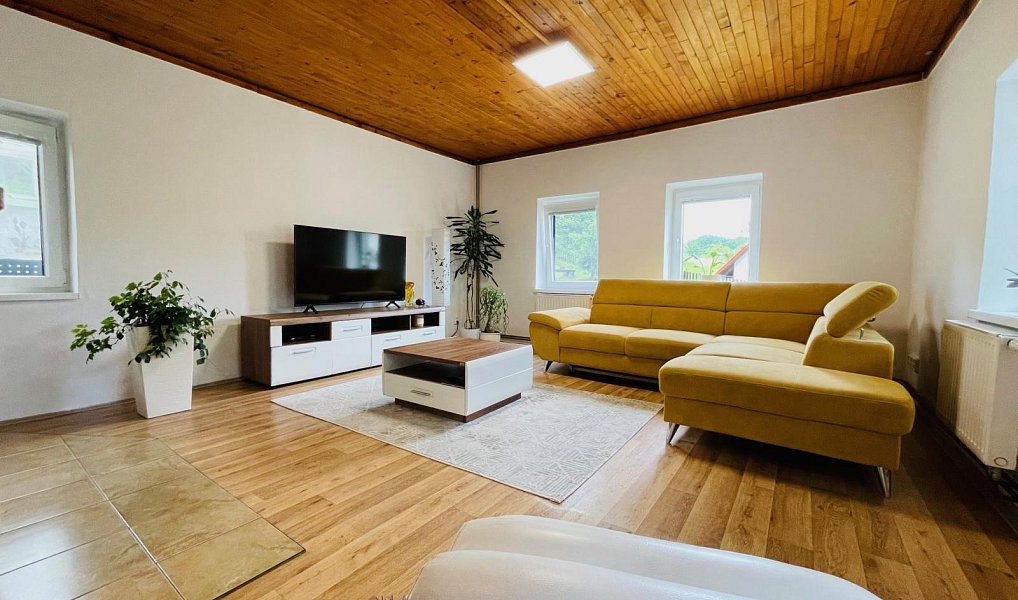 Prodej domu 130 m² s pozemkem 1 063 m², Čtveřín – náhled fotky 10