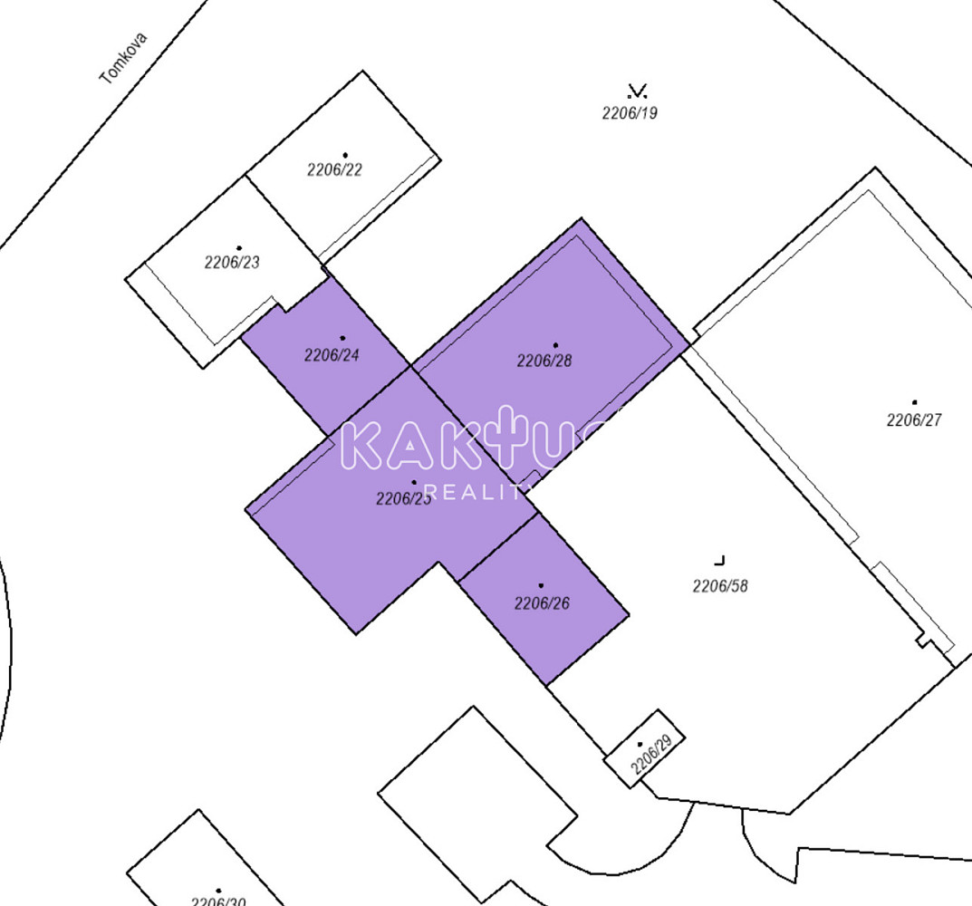 Prodej obchodních prostor 1 500 m² — photo 2