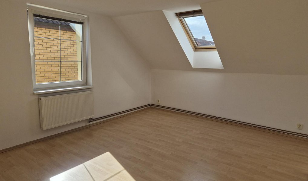 Pronájem bytu 3+1 60 m², Kralupy nad Vltavou – náhled fotky 19