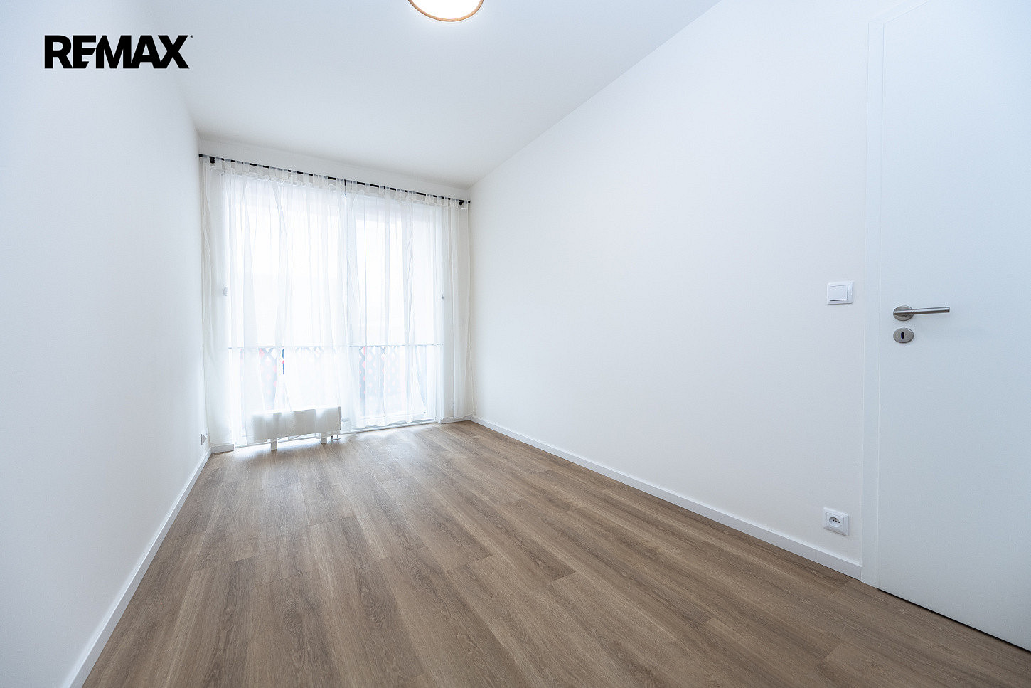 Pronájem bytu 2+kk 3 578 m² — photo 4
