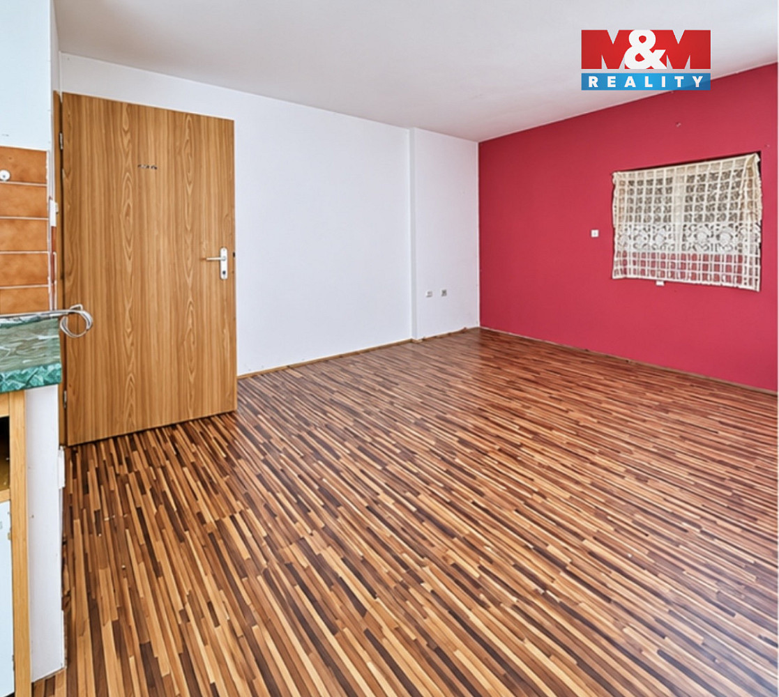 Prodej nájemního domu, činžáku 200 m² – fotografie 5