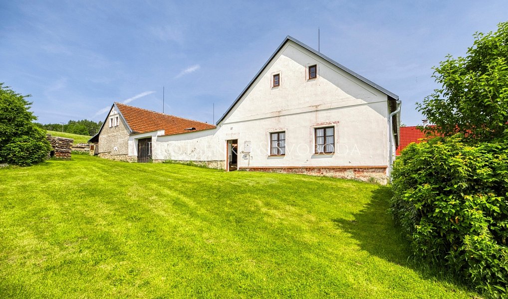 Prodej domu 275 m² s pozemkem 1 947 m², Horní Radouň – náhled fotky 28