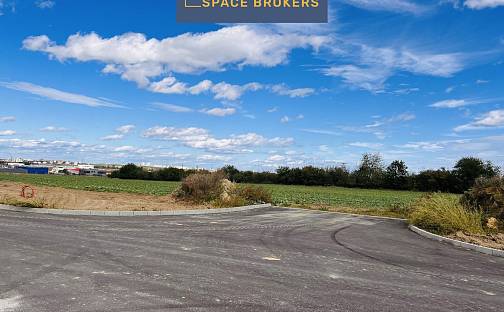 Prodej komerčního pozemku 9 605 m², Hodkovická, Vestec, okres Praha-západ