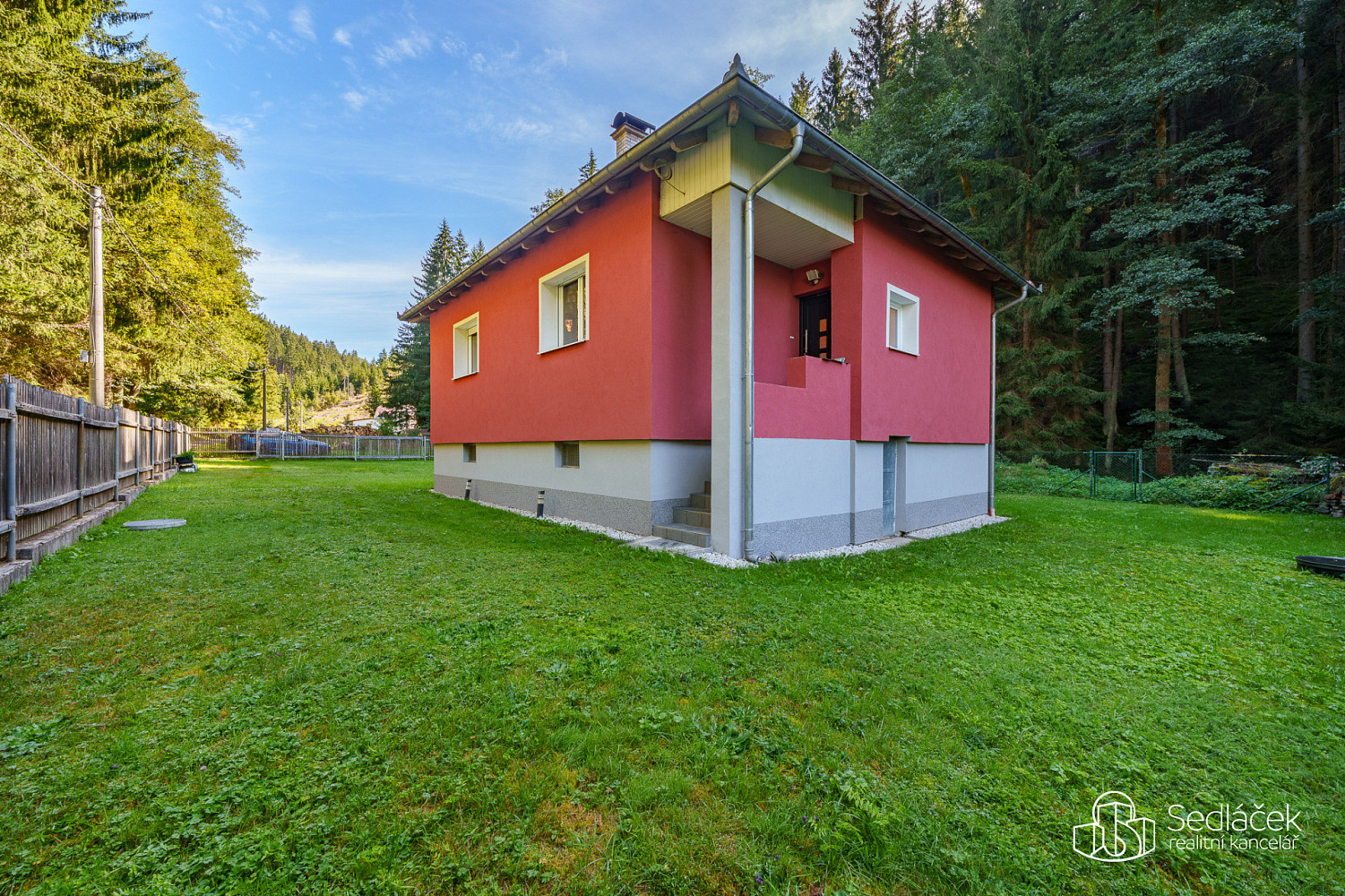 Prodej chaty/chalupy 105 m² s pozemkem 2 218 m²