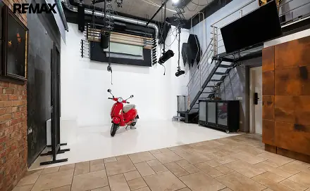 Prodej obchodních prostor 240 m², Vřesová, Praha 8 - Troja