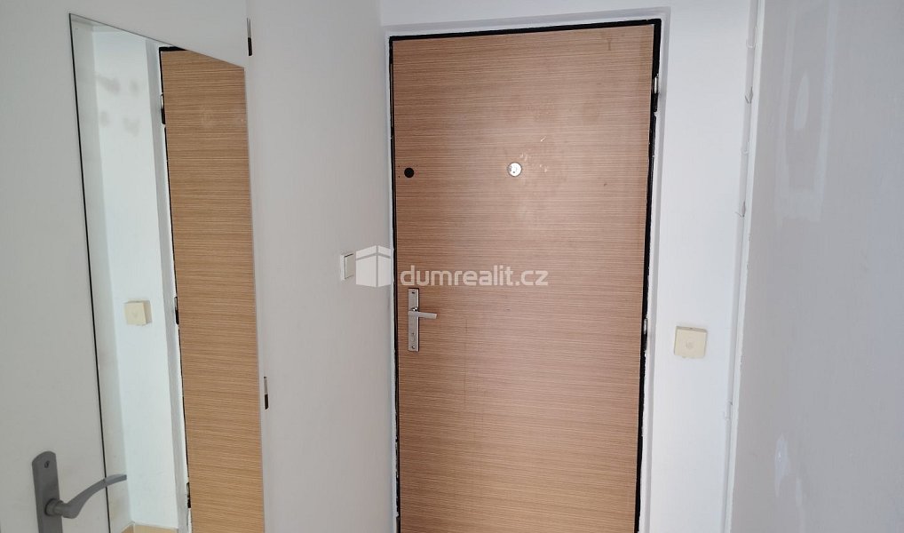 Pronájem bytu 1+kk 25 m², Děčín – náhled fotky 5