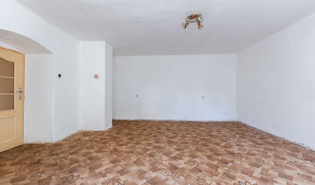 Prodej domu 140 m² s pozemkem 1 911 m², Měrunice – náhled fotky 15