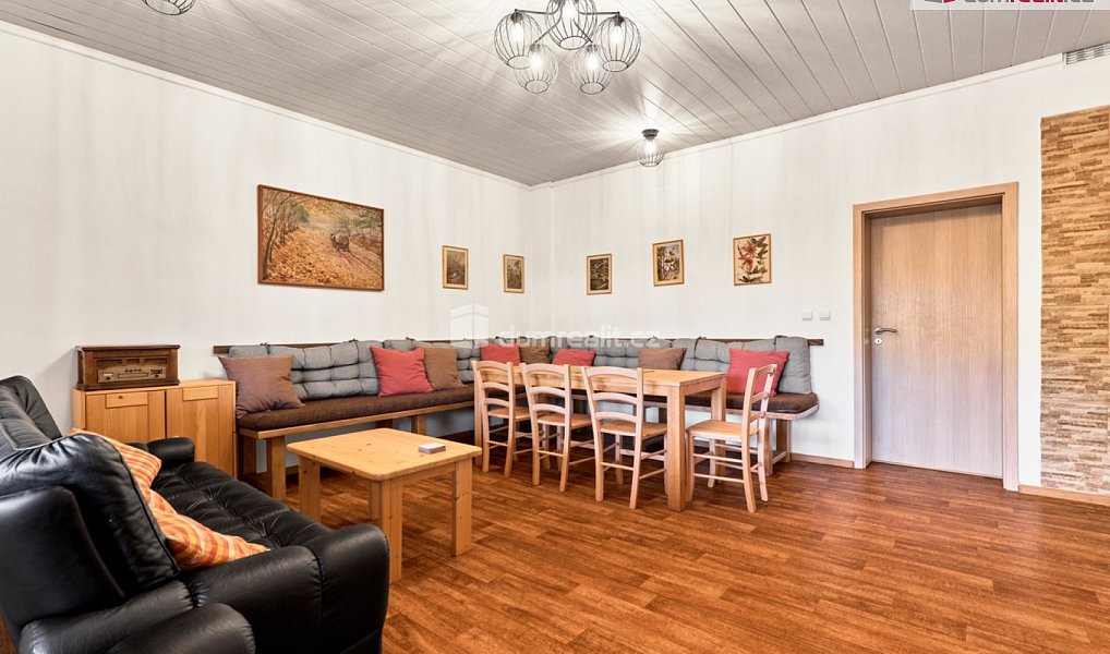 Prodej domu 570 m² s pozemkem 1 109 m², Chlum u Třeboně – náhled fotky 48