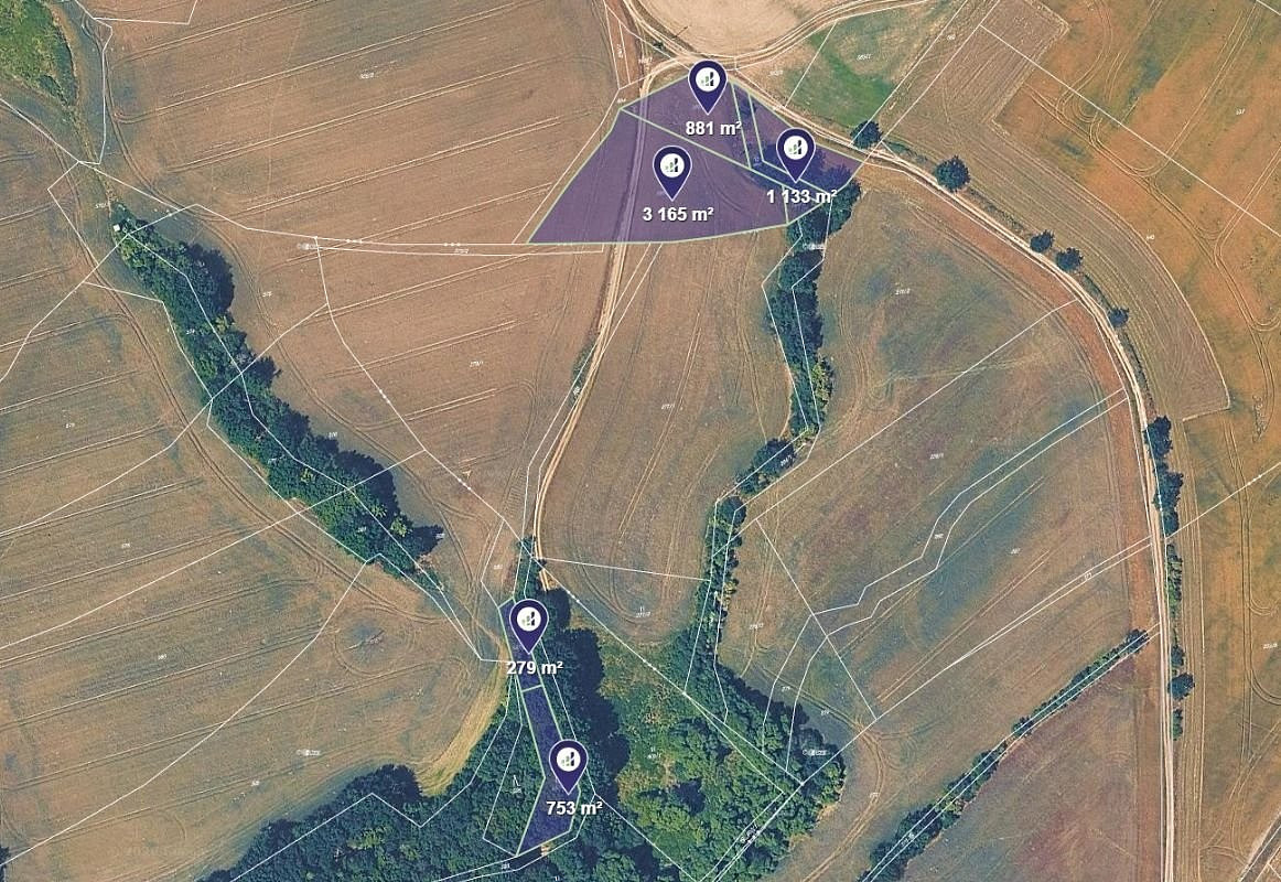Prodej pole 6 211 m²
